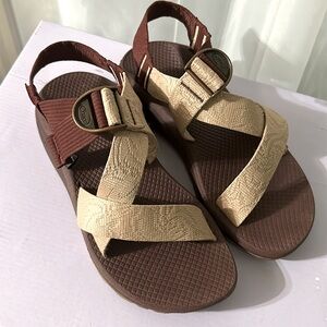 Chacos Maroon and Light Pink Z Cloud Chaco Sandals